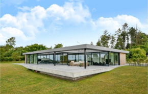Amazing Home In Ebeltoft With Wifi